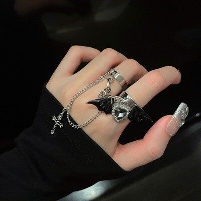 Y2k Gothic Black Bat Wing Chain Ring