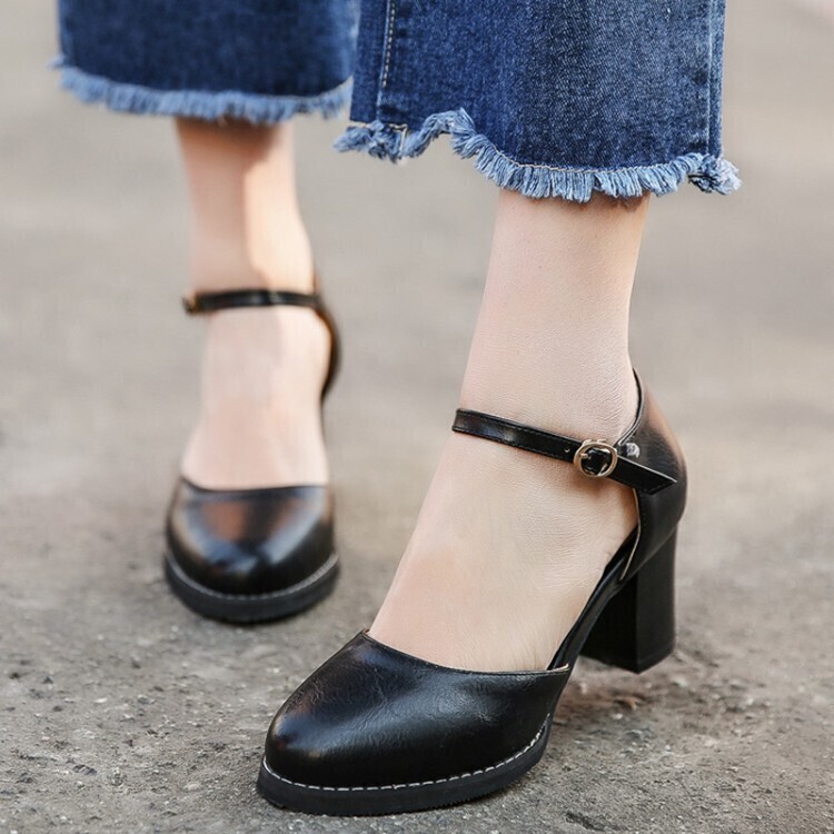 Summer Elegant Round Toe Buckle Strap High Heels Shoes