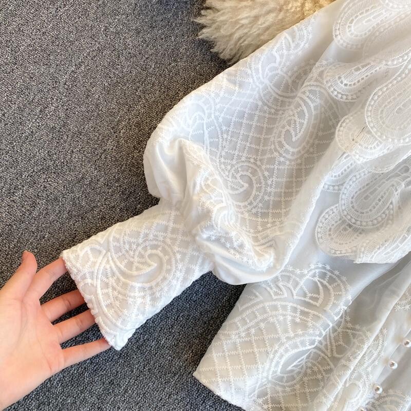 Vintage Ruffled Lantern Sleeve Blouse