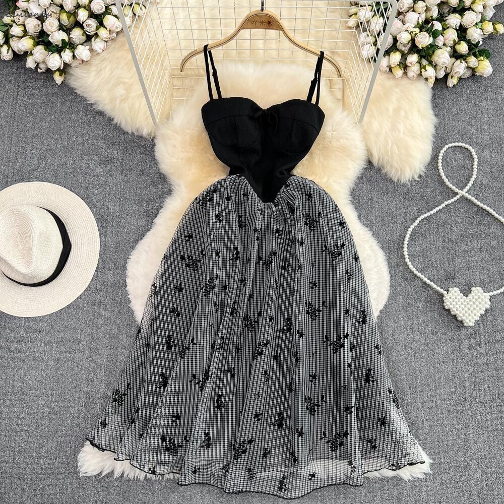 Elegant Black V Neck Sleeveless Evening Party Dress