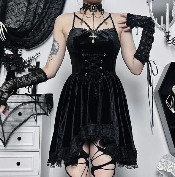Aesthetic Punk Velvet Ruched Pleated Goth Party Dress