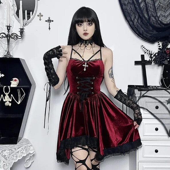Aesthetic Punk Velvet Ruched Pleated Goth Party Dress