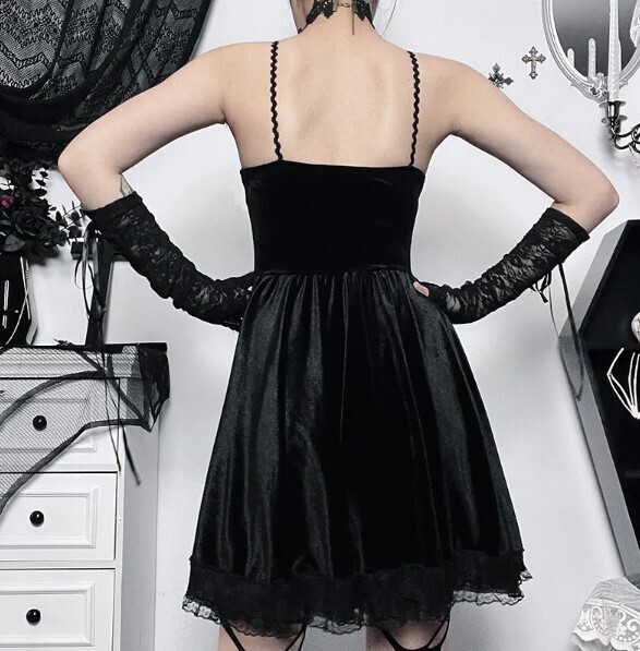 Aesthetic Punk Velvet Ruched Pleated Goth Party Dress