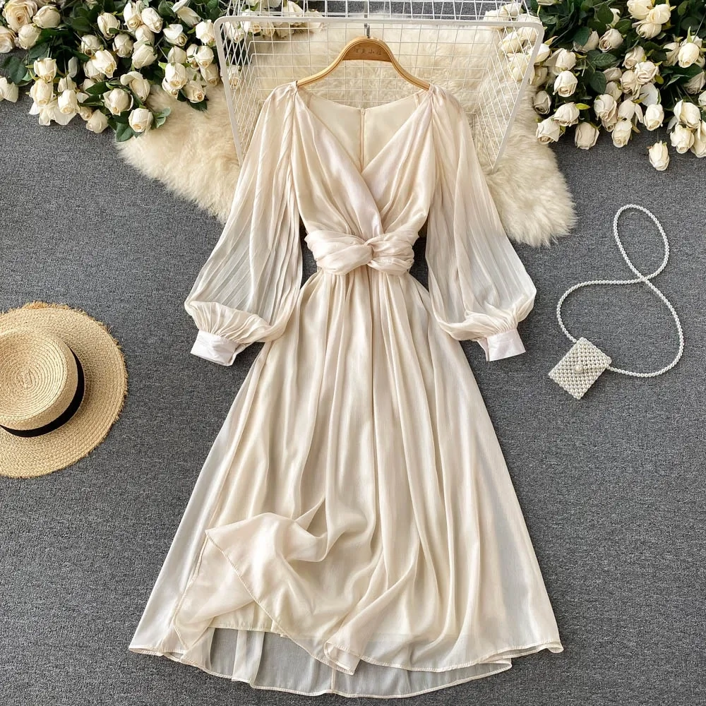 French Elegant V-neck Bubble Sleeve Dress