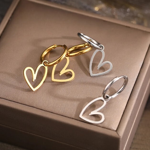 Simple and Elegant Heart Earrings in Silver and Gold