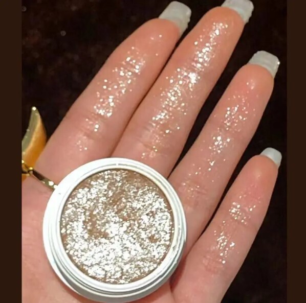 Pearlescent Glitter Monochrome Highlighter Diamond Eyeshadow Palette