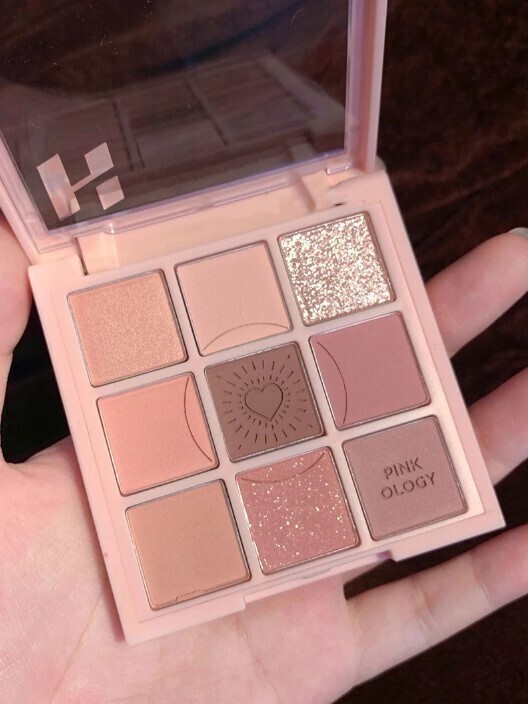 Punk Smokey Purple Lace Shimmer Eyeshadow Palette
