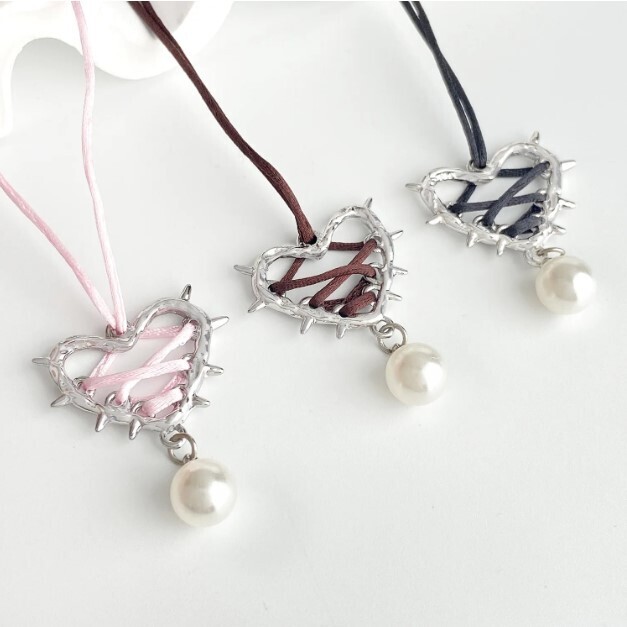 Lace up Love Metal Heart Necklace