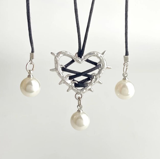 Lace up Love Metal Heart Necklace