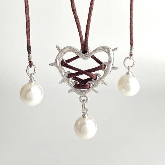 Lace up Love Metal Heart Necklace