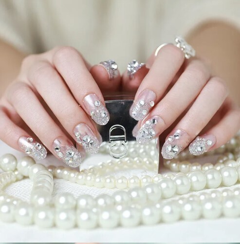 24pcs Rhinestones Press on Nails