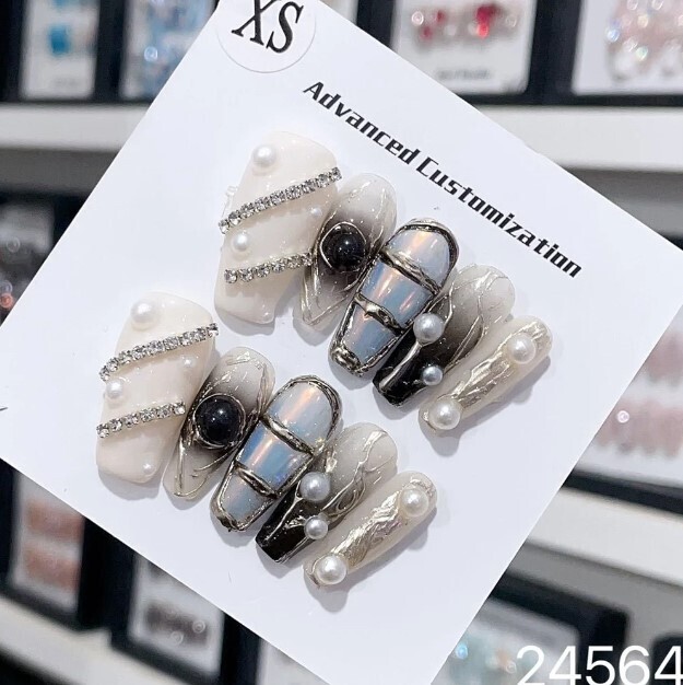 Stylish French Luxury Handmade Y2k Press on Nails