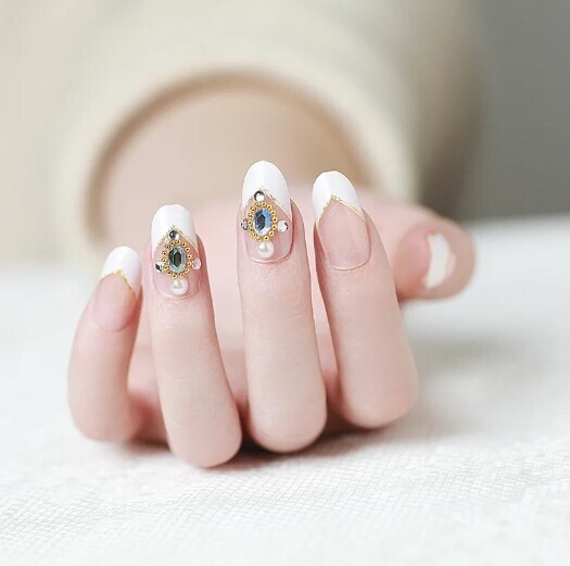 24pcs Rhinestones Press on Nails