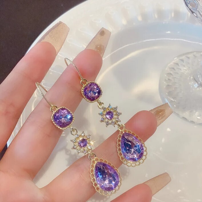 Exquisite Luxury Zircon Long Earrings