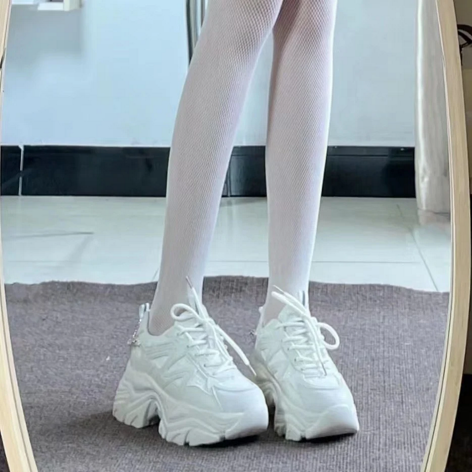 Kawaii White Pearl Chain Platform Sneakers