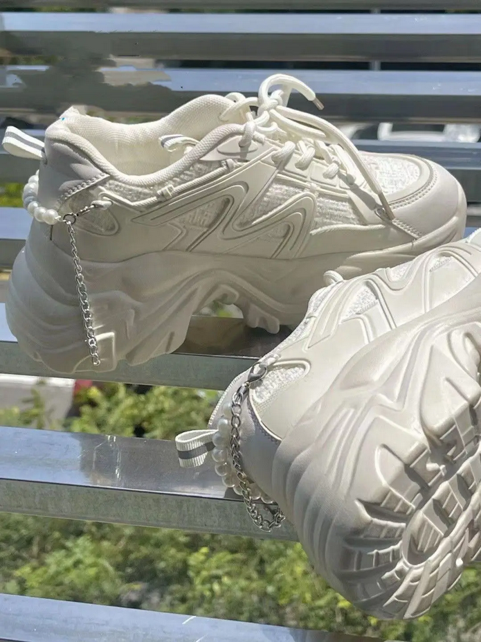 Kawaii White Pearl Chain Platform Sneakers