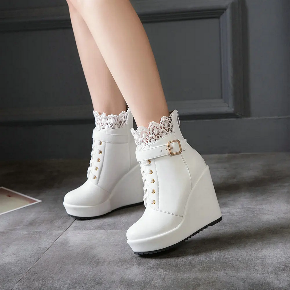 Round Toe Kawaii Lace up Wedge Women Boots
