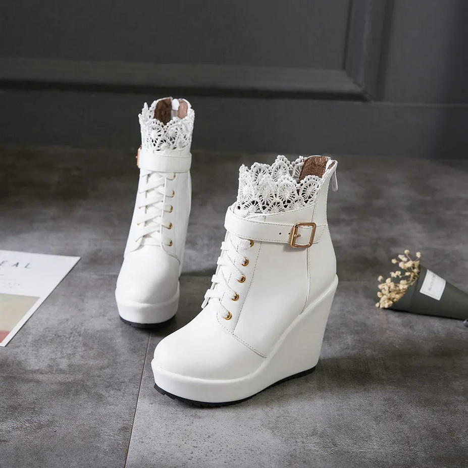 Round Toe Kawaii Lace up Wedge Women Boots