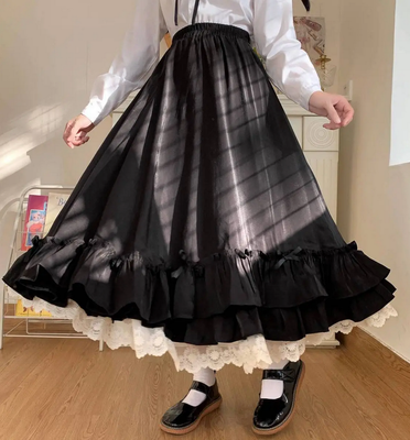 Japanese Y2K Vintage Lace Ruffled Pleated Skirt in Black and White