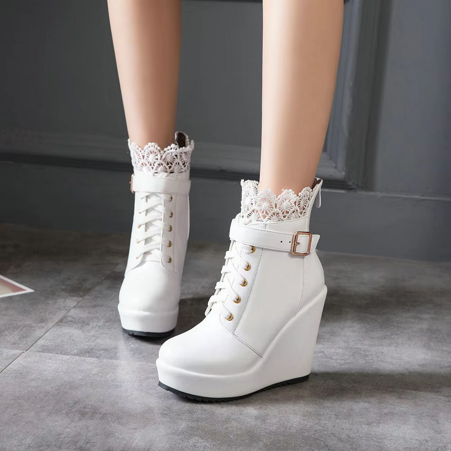 Round Toe Kawaii Lace up Wedge Women Boots