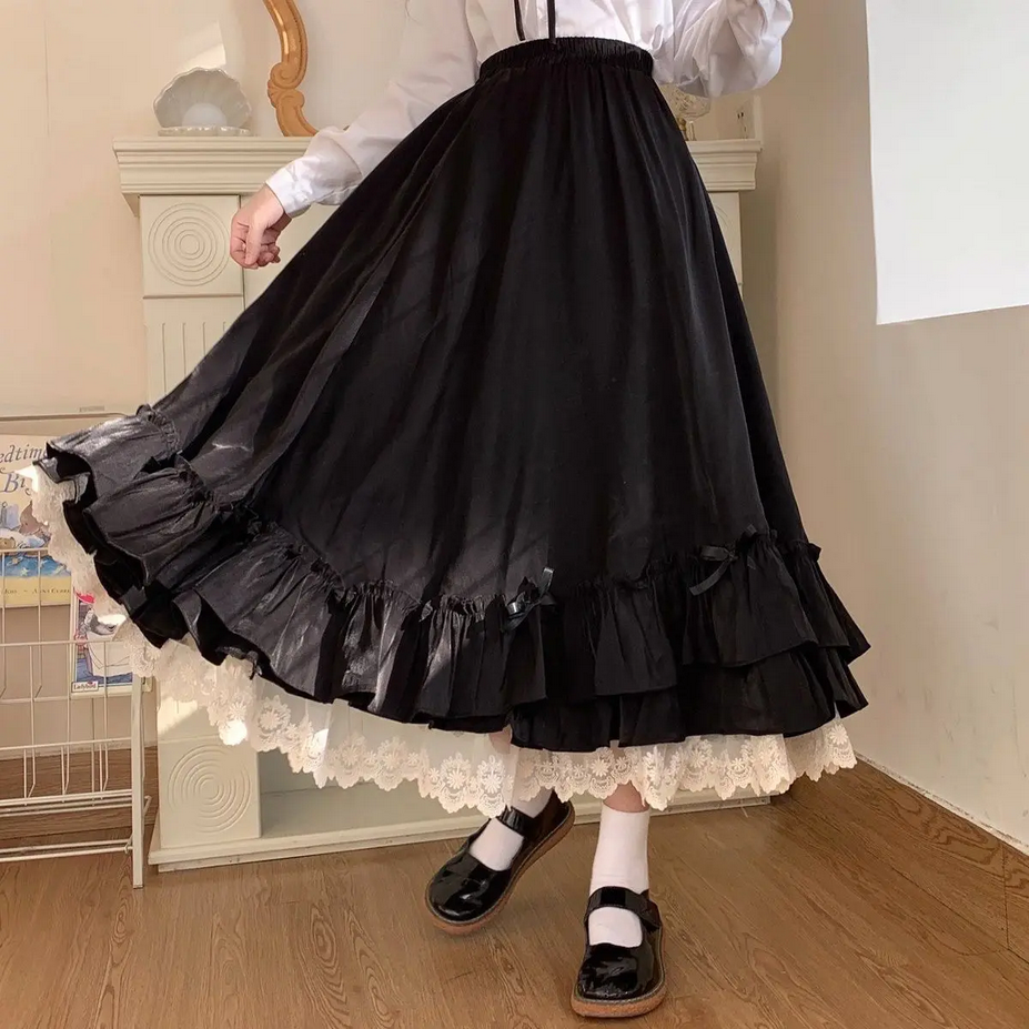 Japanese Y2K Vintage Lace Ruffled Pleated Skirt in Black and White