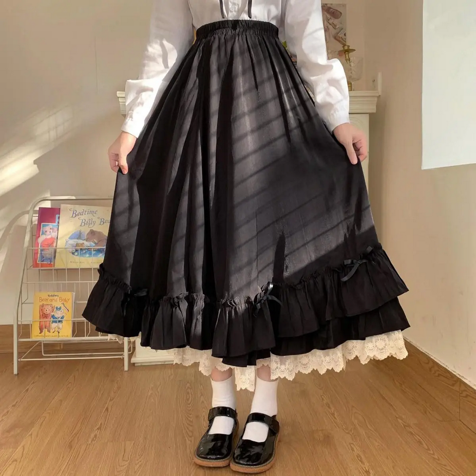 Japanese Y2K Vintage Lace Ruffled Pleated Skirt in Black and White