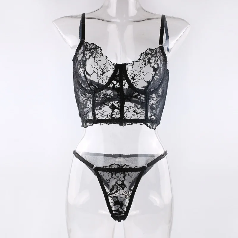 Beautiful Lace Embroidery With Underwire Lingerie Set