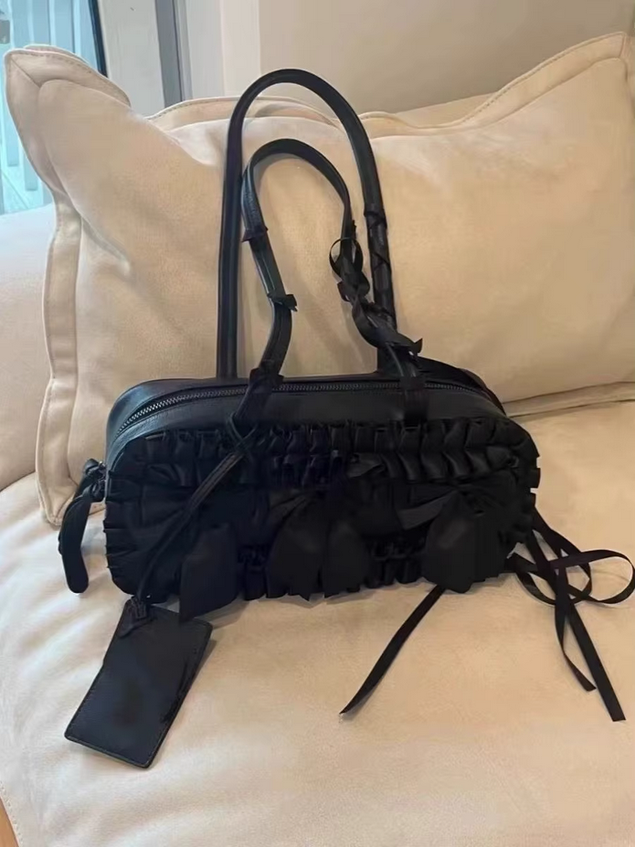 Gothic Kawaii Ruffled Bow Black Handbag