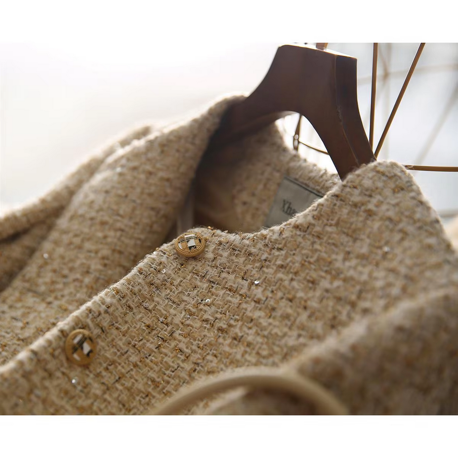 Chic Khaki Tweed Coat