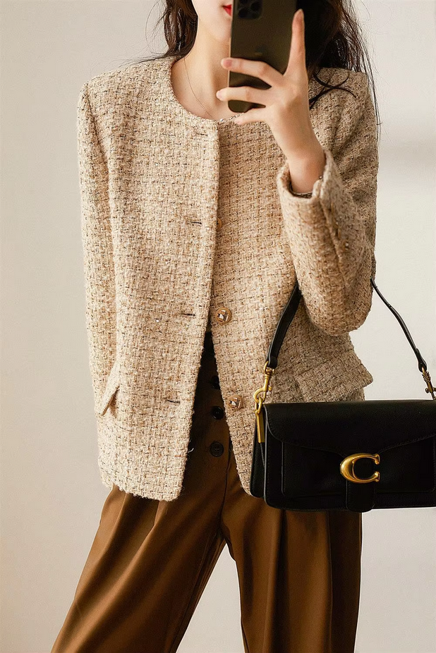 Chic Khaki Tweed Coat