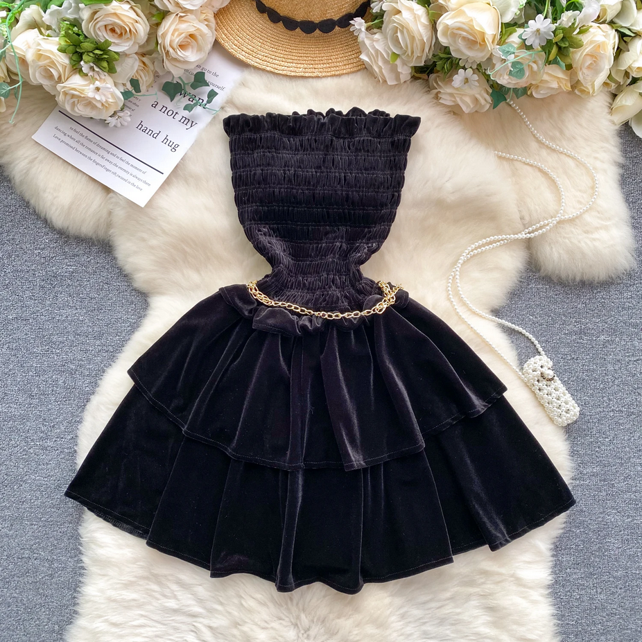 Gothic Vintage Velvet Strapless Off Shoulder Sleeveless Dress with Golden Chain
