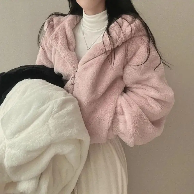 Kawaii Hooded Plush Women&#39;s Coat