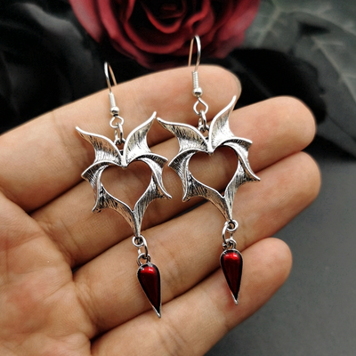 Vintage Punk Drip Oil Heart Earrings