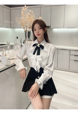 Chic White Lace Ruffles Blouse