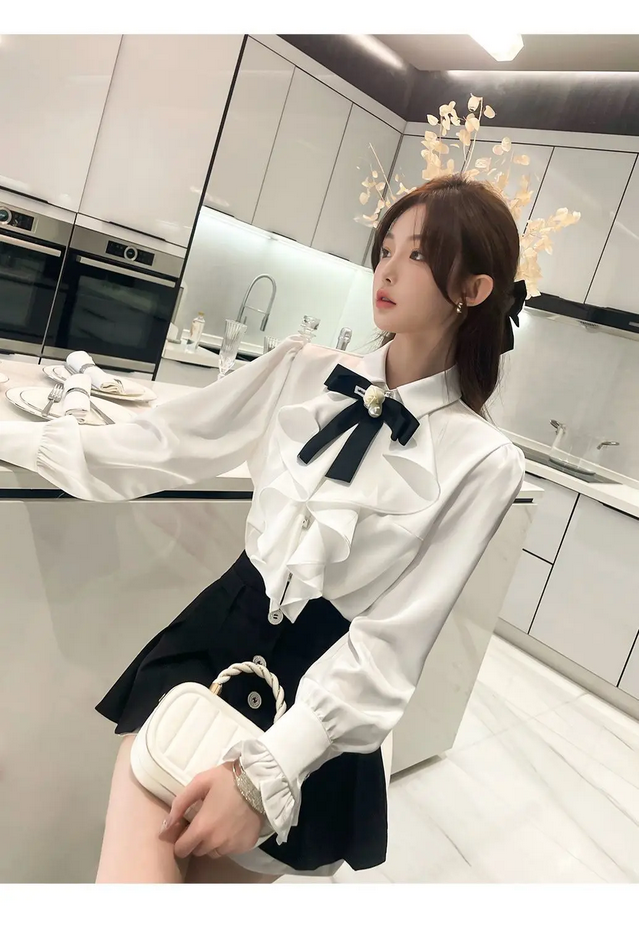 Chic White Lace Ruffles Blouse