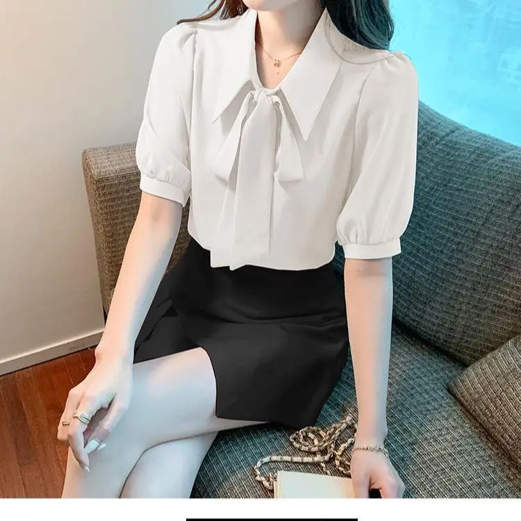 Elegant Polo Neck Short Sleeve Solid Color