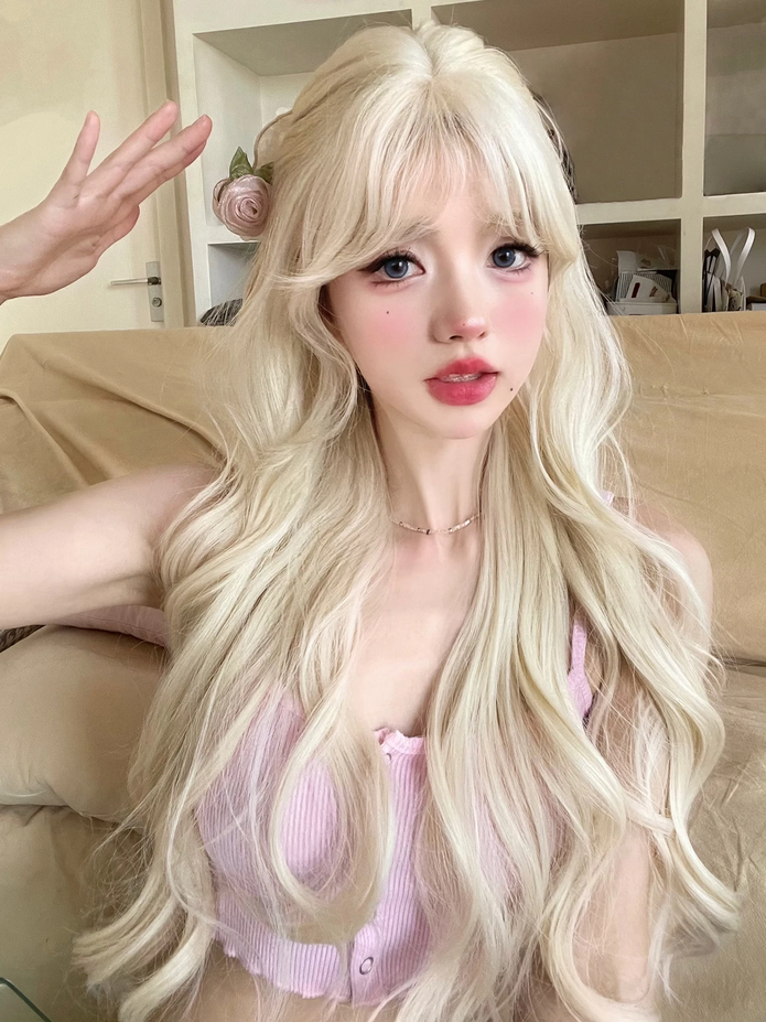 28 Inch Natural Blonde Pretty Lolita Synthetic Wigs