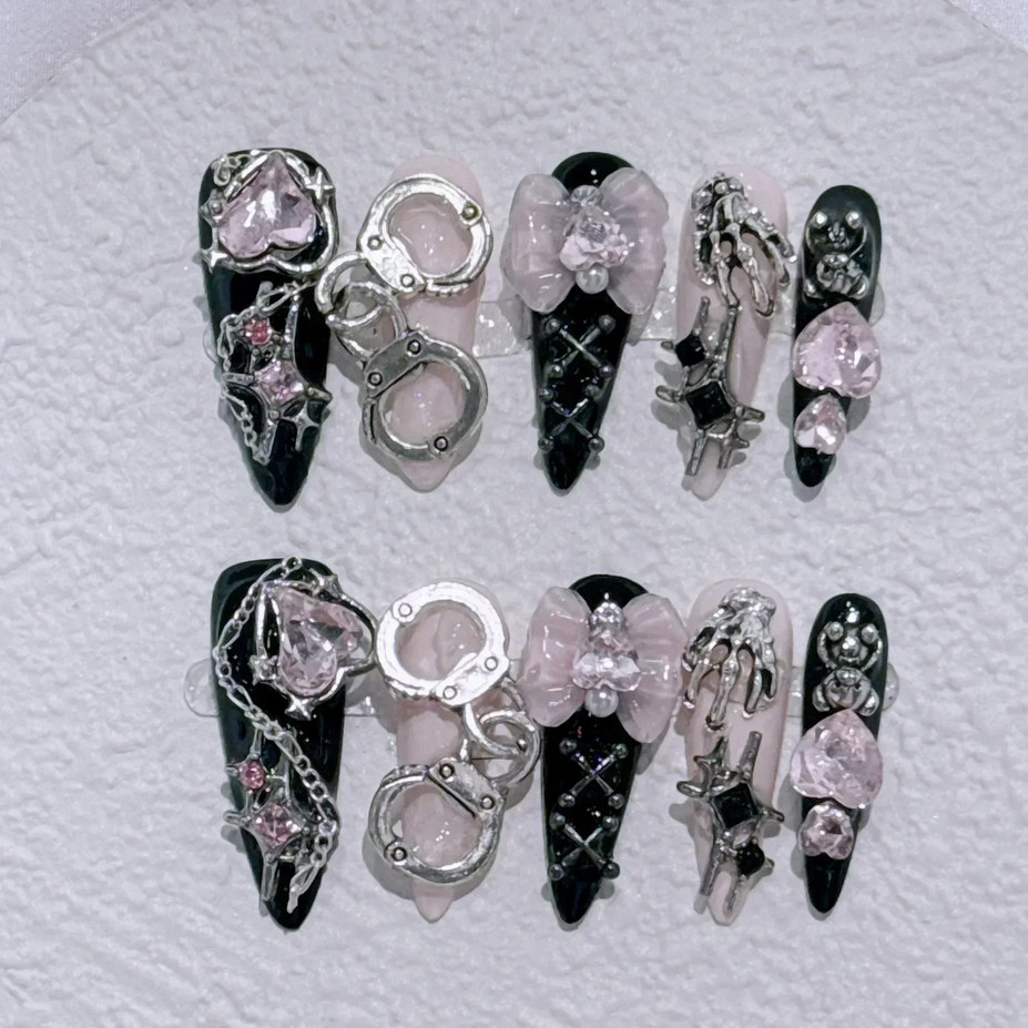 10 Pieces Gothic Kawaii Hearts and Bows Press on Nails