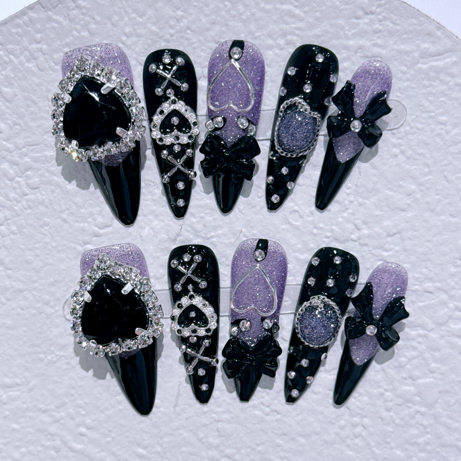 10 Pieces Gothic Kawaii Hearts and Bows Press on Nails