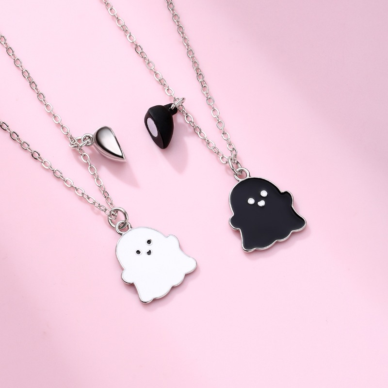 2Pcs/set Cute Ghost Heart Pendant Necklace