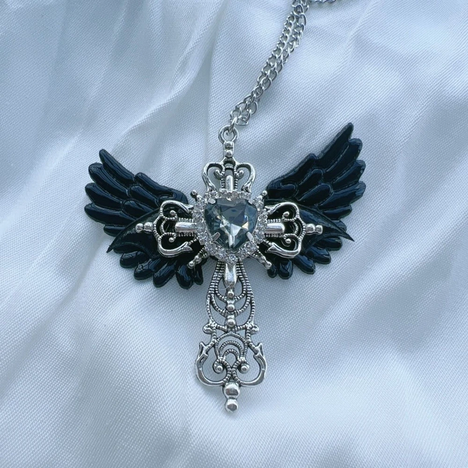 Y2K Heart Crystal Wings Necklace