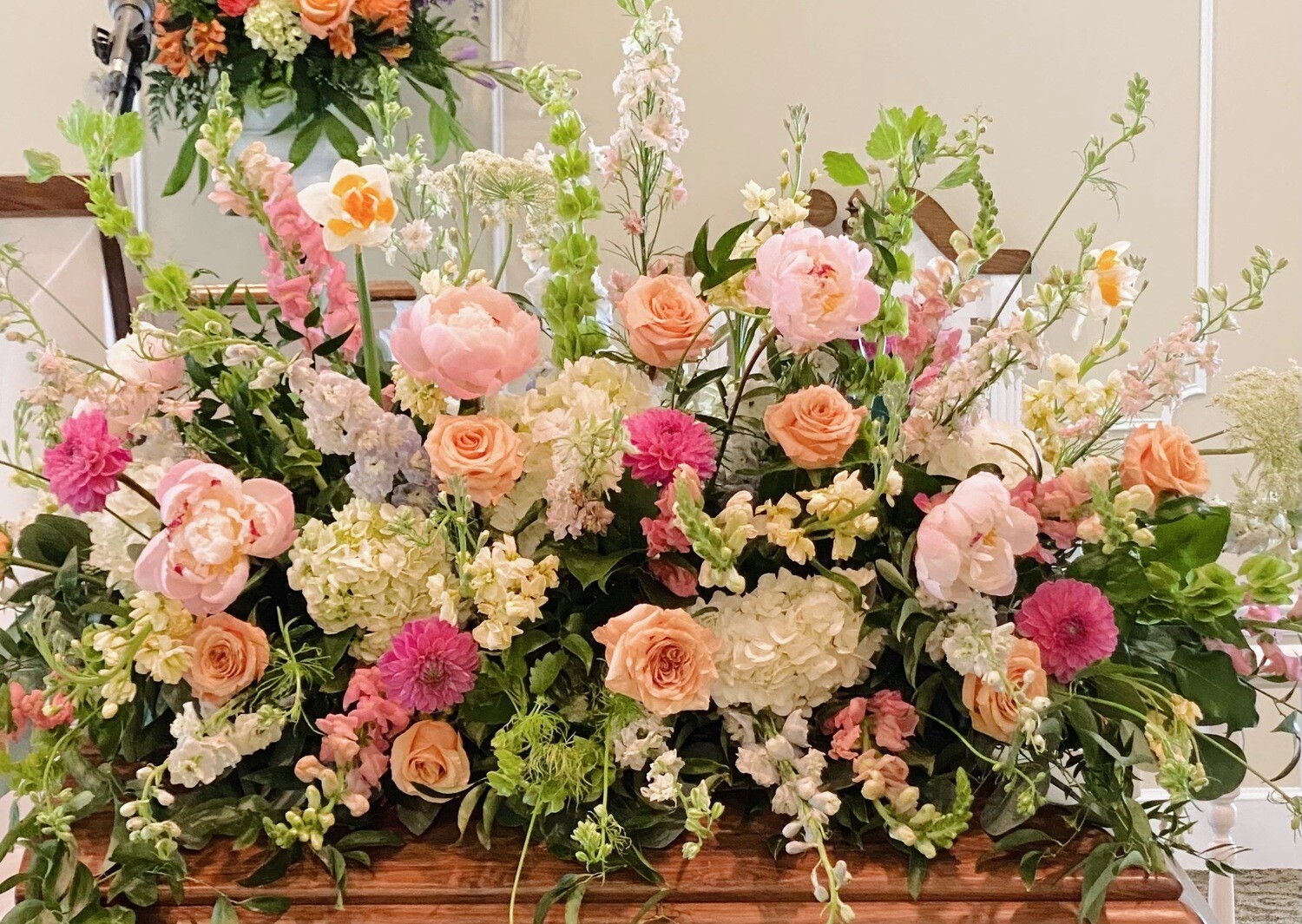 Double Saddle Casket Double Saddle Casket