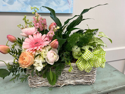 White Large Nest Basket With Plants And Florals