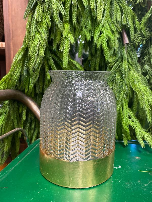 Feather Patterned Glass Vase with Gold Bottom Feather Patterned Glass Vase with Gold Bottom