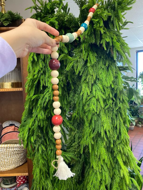 Colorful Wooden Bead Garland with White Tassels Colorful Wooden Bead Garland with White Tassels