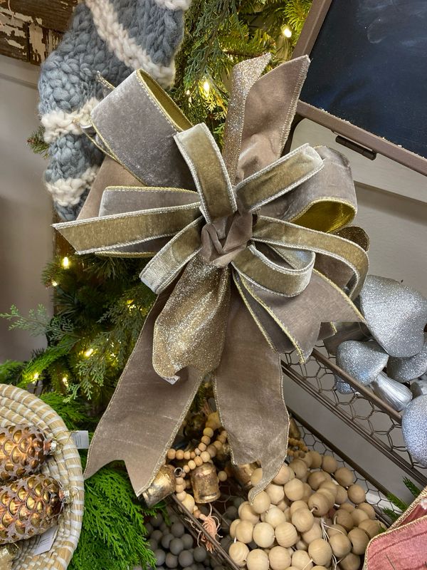 Gold Multi-Ribbon Bow