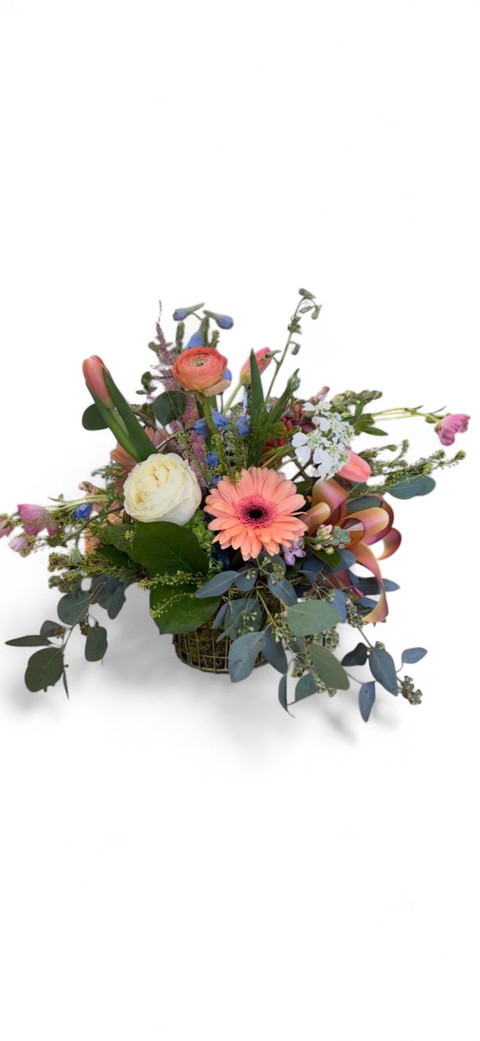 Gold Wired Basket With Floral Arrangement Gold Wired Basket With Floral Arrangement