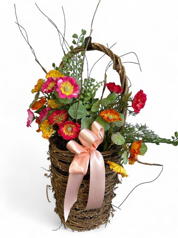 Poppy wall basket