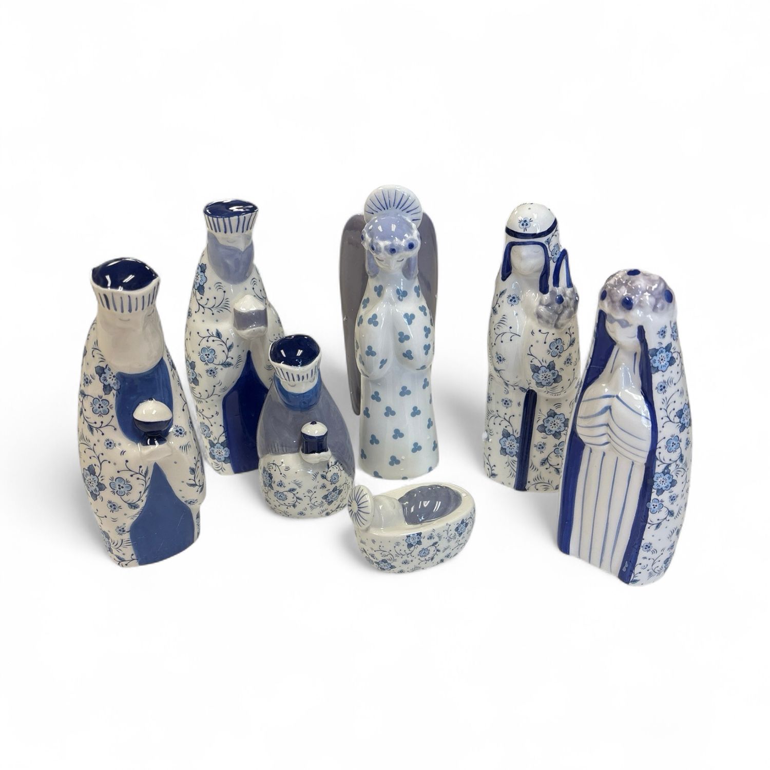 Ceramic Nativity blue and white Ceramic Nativity blue and white