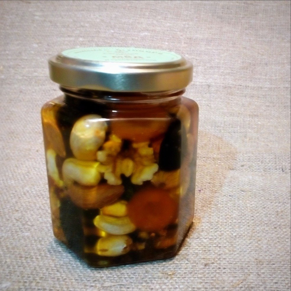 Орехи и сухофрукты в меду, 200 мл.